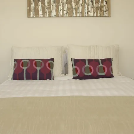 Roi Santiago Apartment